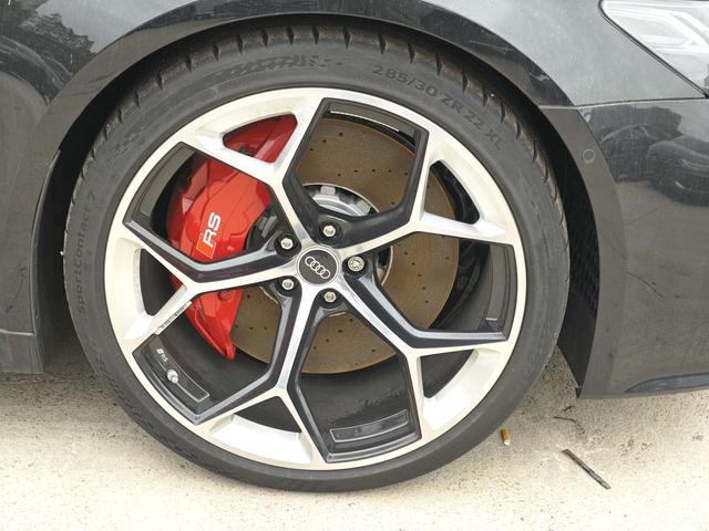 Audi RS 7 car image #9