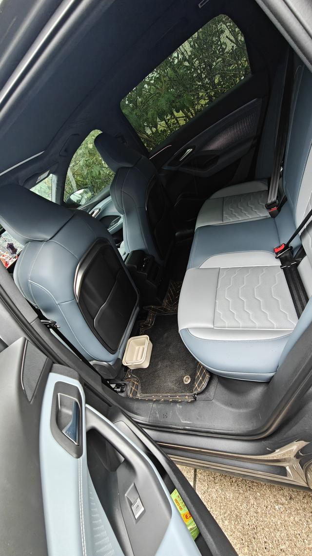 Audi Q6L Sportback e-tron 2025 car image #9