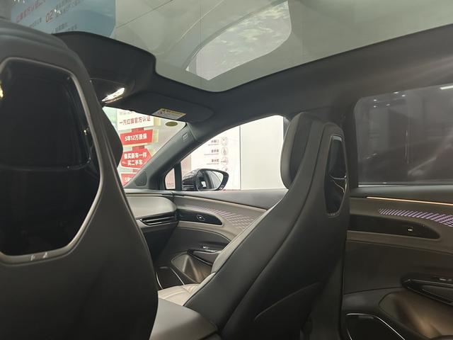 HongQi EH7 2024 car image #9