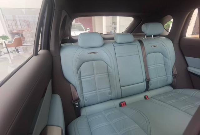 HongQi TianGong 08 2025 #9 HongQi TianGong 08 2025 car image #9