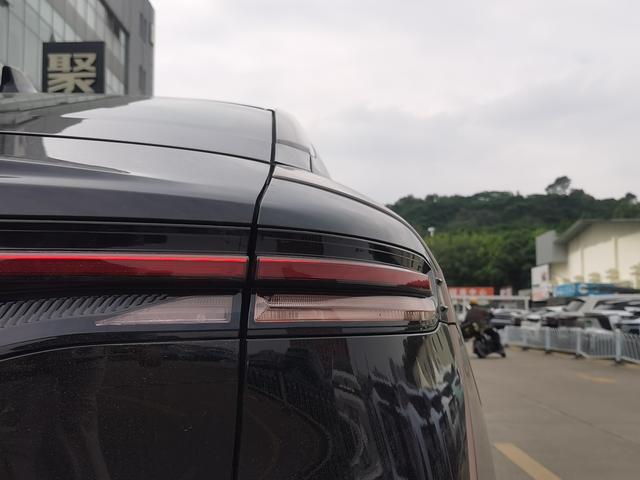 Toyota CrownSportCross 2023 image de voiture #9