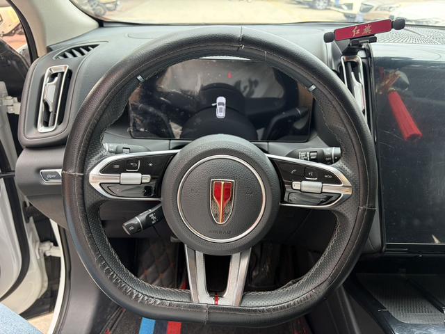 HongQi HS3 2023 immagine di auto #9