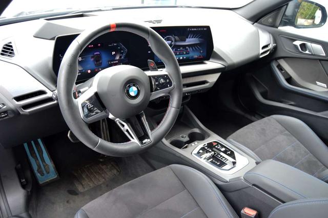 BMW 2 Series صورة سيارة #9