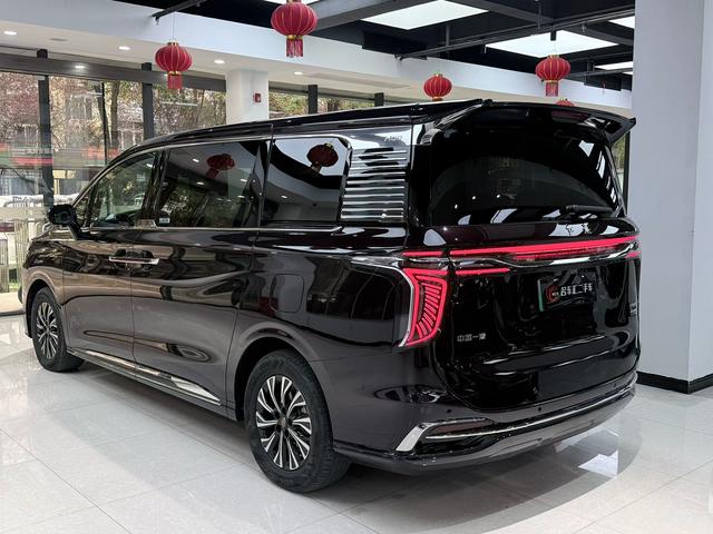 HongQi HQ9 PHEV 2024 immagine di auto #9