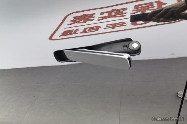 日产 日产N7 2025 汽车图片 #9