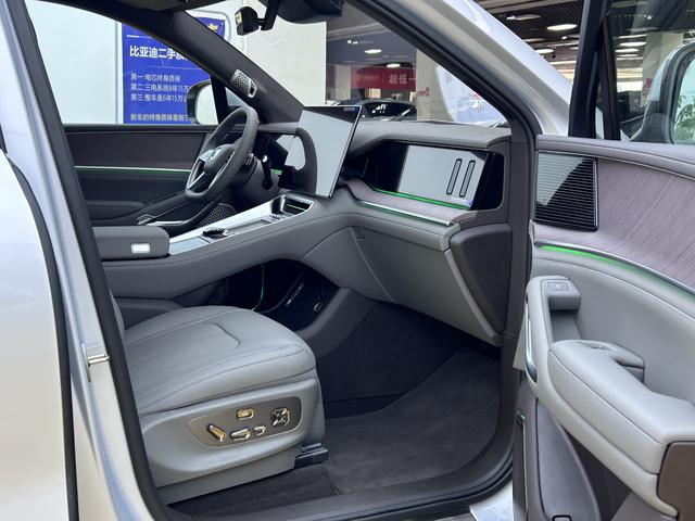 Denza N9 2025 #9 Denza N9 2025 immagine di auto #9