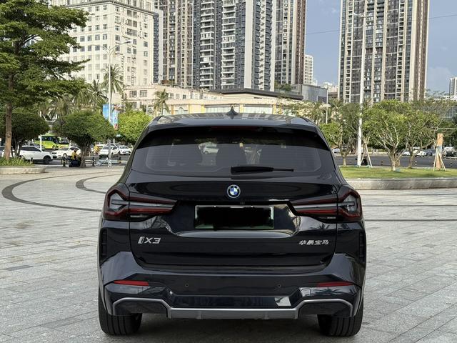 BMW iX3 2023 #9 BMW iX3 2023 car image #9