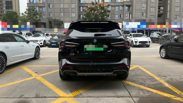 BMW iX3 2024 #9 BMW iX3 2024 car image #9