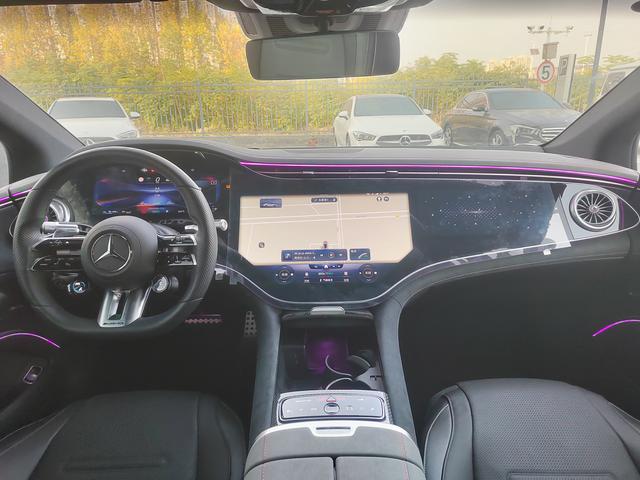 Mercedes-Benz EQS AMG 2022 imagen de coche #9