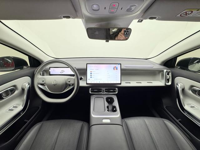 零跑汽车 零跑B01 2025 汽车图片 #9