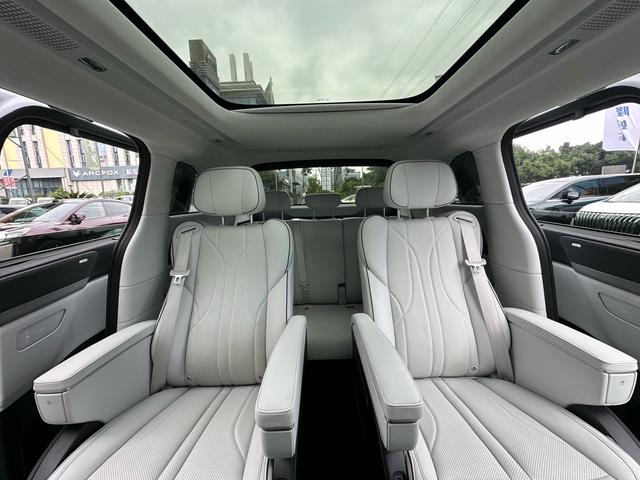 Xpeng X9 2024 #9 Xpeng X9 2024 صورة سيارة #9