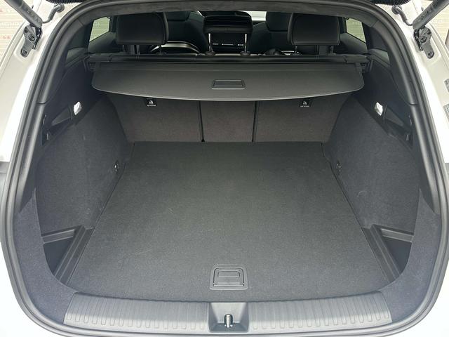 Audi Q6L Sportback e-tron 2025 #9 Audi Q6L Sportback e-tron 2025 car image #9