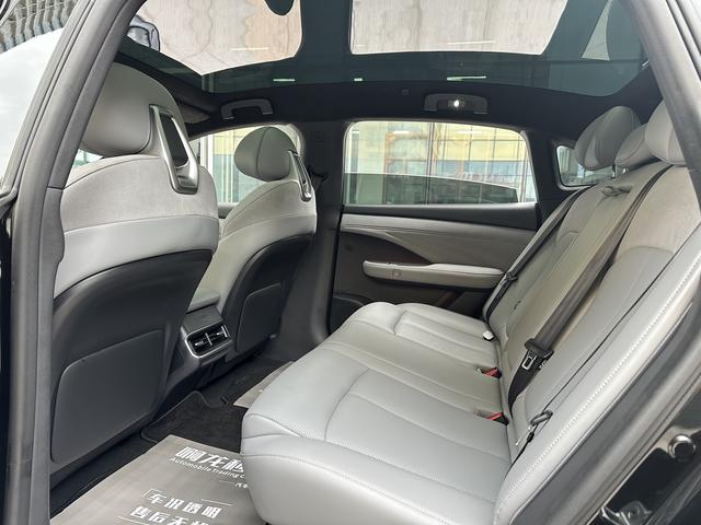 日产 日产N7 2025 汽车图片 #9