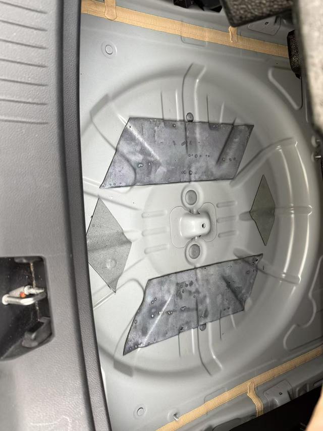 HongQi HS3 2024 car image #9