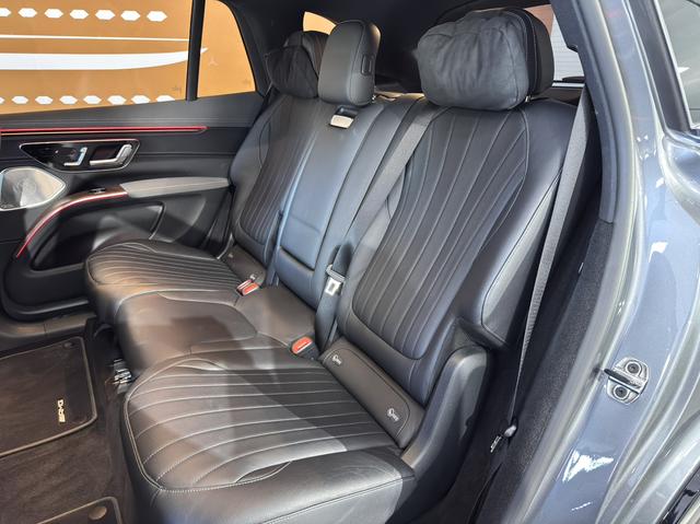 Mercedes-Benz EQS SUV 2023 #9 Mercedes-Benz EQS SUV 2023 صورة سيارة #9