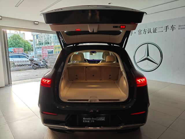 Mercedes-Benz EQS SUV 2025 #9 Mercedes-Benz EQS SUV 2025 car image #9