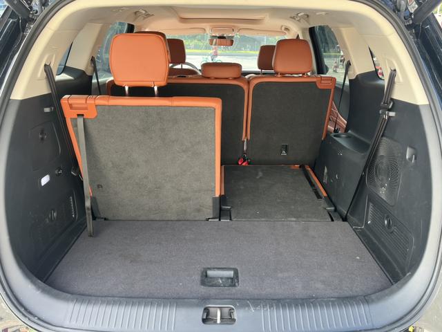 HongQi HS7 PHEV 2025 car image #9