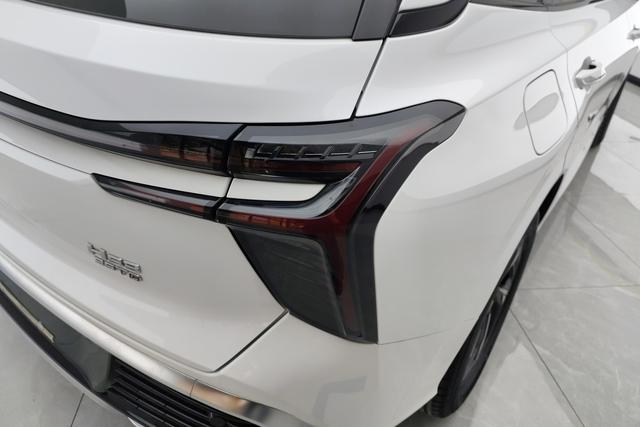 HongQi HS3 2024 #9 HongQi HS3 2024 car image #9