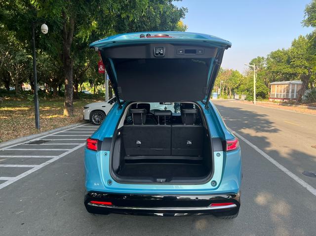 Honda e:NS1 2022 car image #9