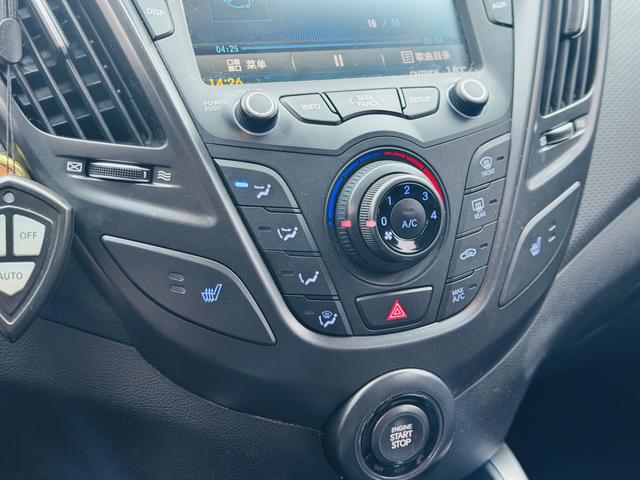 Hyundai Veloster 2015 #9 Hyundai Veloster 2015 car image #9