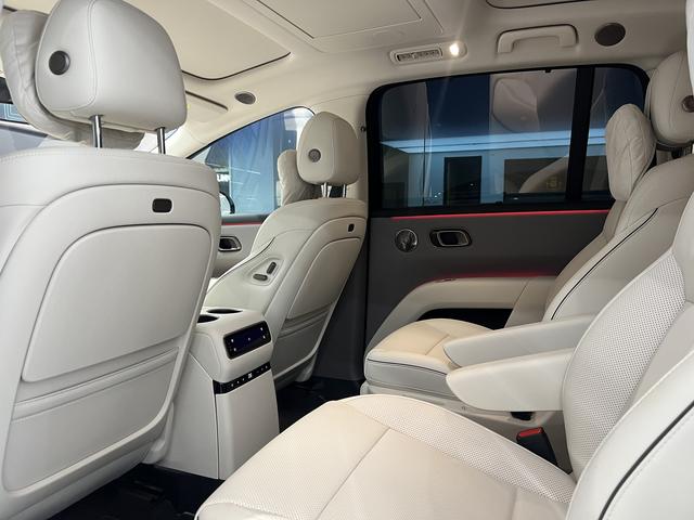 Li i8 2025 изображение автомобиля #9