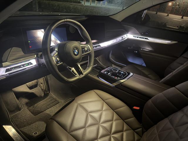 BMW M240i 2024 immagine di auto #9