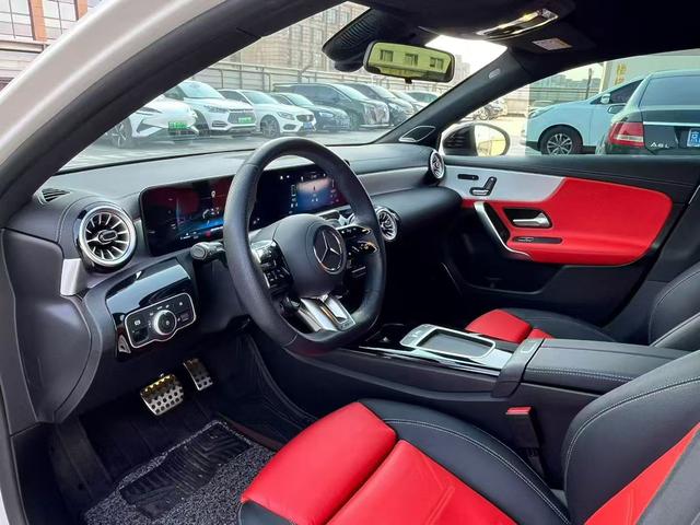 Mercedes-Benz A AMG 2024 #9 Mercedes-Benz A AMG 2024 صورة سيارة #9