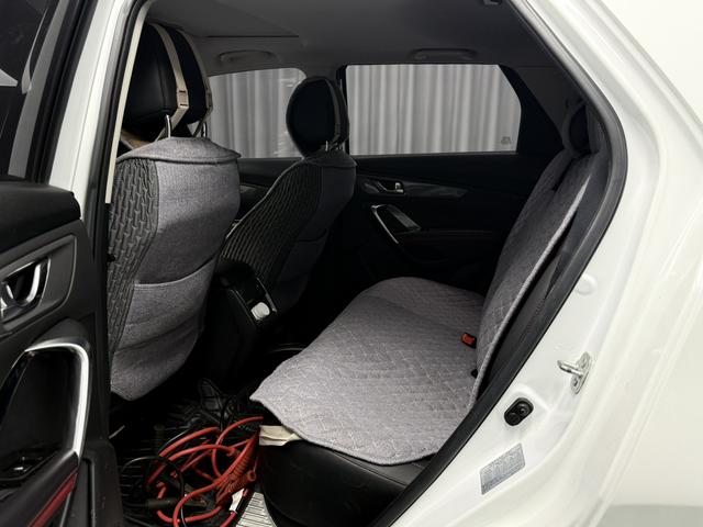 Changan CS15 EV 2017 #9 Changan CS15 EV 2017 car image #9