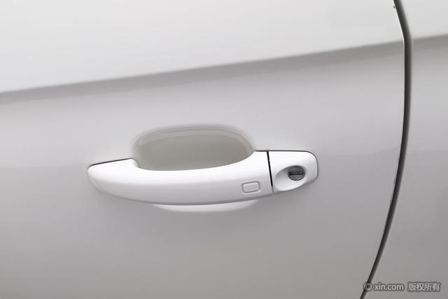 Audi A4 2014 car image #9