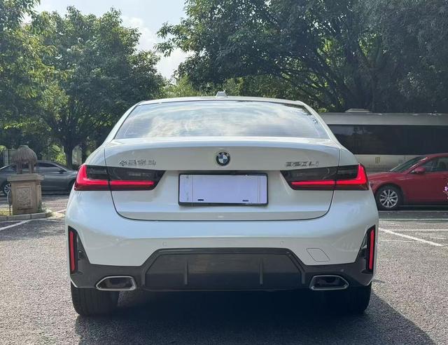 BMW 1 Series M 2023 #9 BMW 1 Series M 2023 car image #9