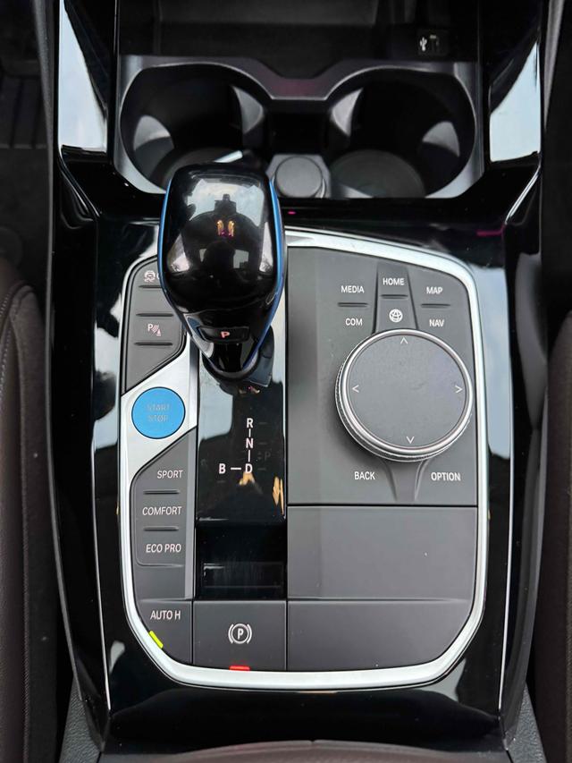 BMW M235L 2021 car image #9