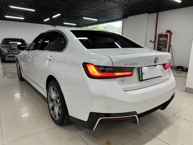 BMW M235L 2023 #9 BMW M235L 2023 car image #9