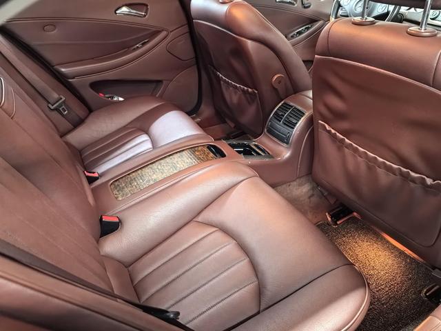 Mercedes-Benz CLS Class 2011 car image #9