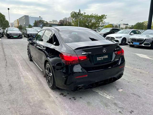 Mercedes-Benz A AMG 2025 image de voiture #9