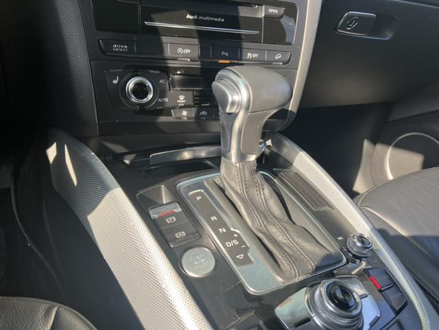 Audi Q5 (Imported) 2013 car image #9