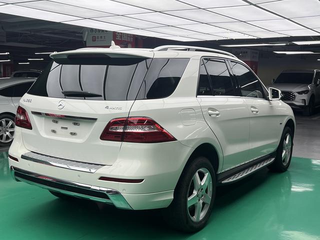 Mercedes-Benz M AMG 2012 #9 Mercedes-Benz M AMG 2012 صورة سيارة #9