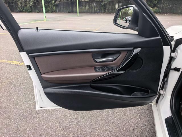 BMW iX M60 2019 immagine di auto #9