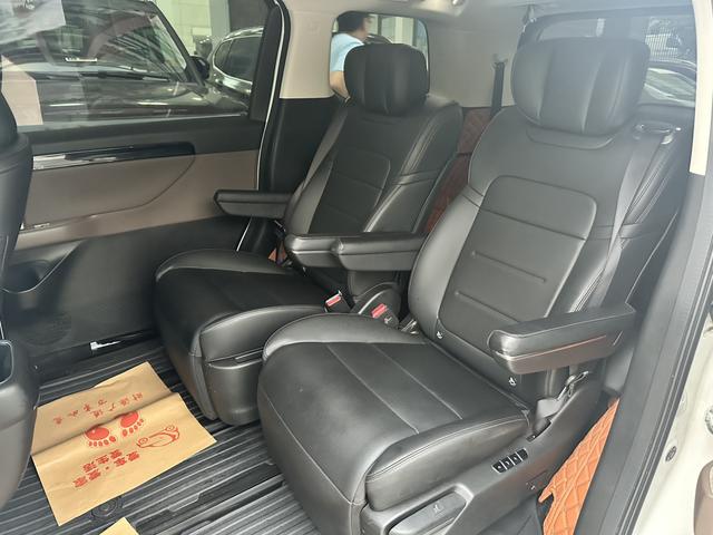 GAC Trumpchi E8 2025 car image #9