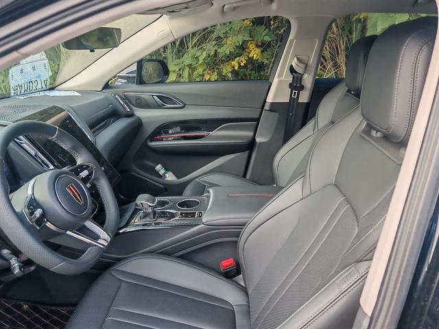 HongQi HS3 PHEV 2024 #9 HongQi HS3 PHEV 2024 car image #9