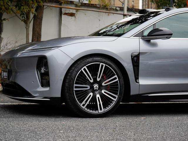 蔚来 蔚来ET9 2025 汽车图片 #9