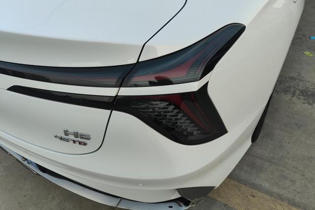 HongQi H6 2023 #9 HongQi H6 2023 car image #9