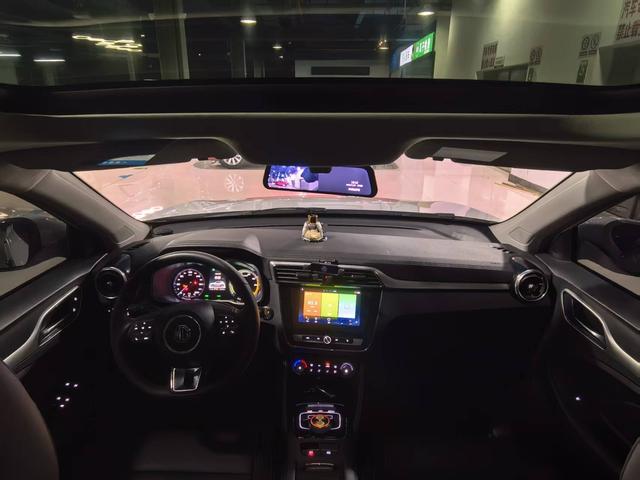 MG EZS Electric 2019 car image #9