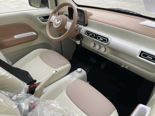 Wuling Hongguang MINI EV 2025 immagine di auto #9