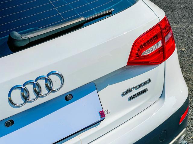 Audi A4 (Imported) 2016 car image #9