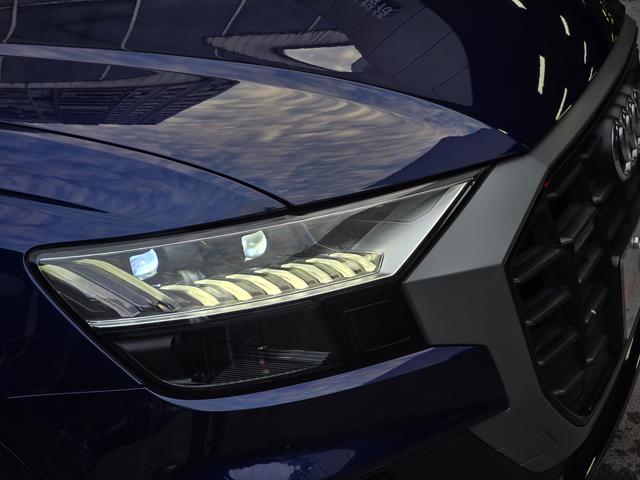 Audi Q8 2020 car image #9