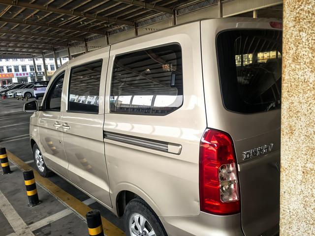 五菱汽车 五菱宏光V 2023 汽车图片 #9