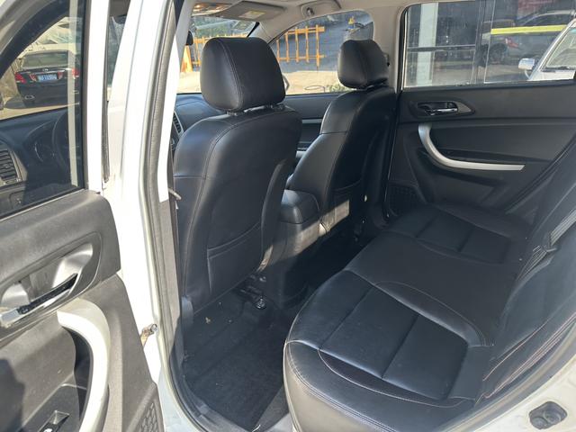 Changan CS35 2015 car image #9