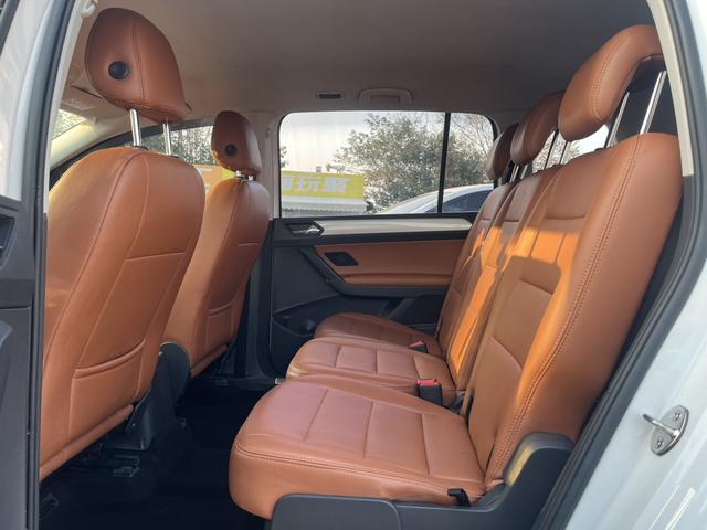 Volkswagen Touran 2016 #9 Volkswagen Touran 2016 car image #9