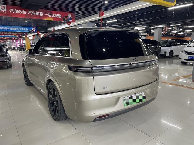 Li L8 2023 изображение автомобиля #9