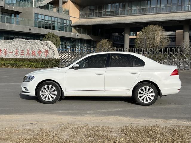 Volkswagen Bora 2017 imagen de coche #9